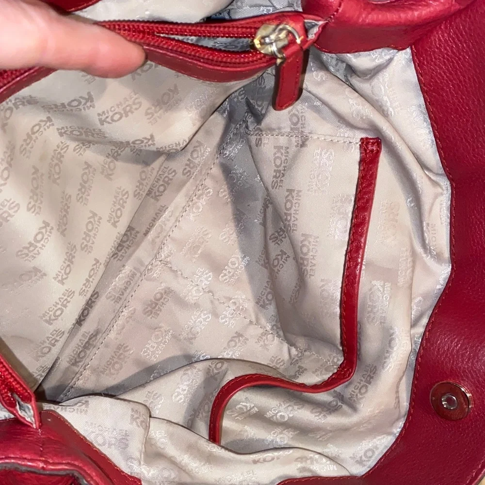 Michael Kors Hamilton‎ Red Pebbled Leather Shoulder Bag